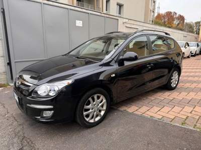 Hyundai i30 S.W. 1.4 BENZINA   !!! Nero usata Milano