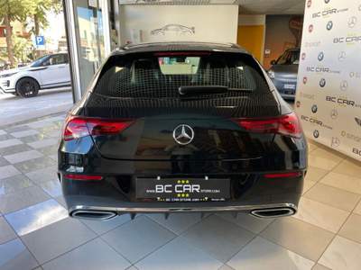 Mercedes-Benz CLA d Aut. SW Premium AMG *PACK LUCI Nero usata Mesagne