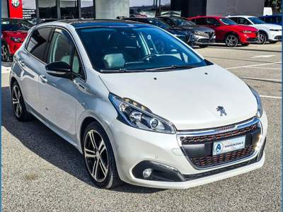 Peugeot 208 PureTech Turbo 110 EAT6 S&S 5 porte GT Line Bianco usata Sassari