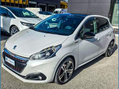 Peugeot 208 PureTech Turbo 110 EAT6 S&S 5 porte GT Line Bianco usata Sassari