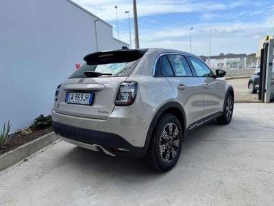 Fiat 600 Hybrid DCT MHEV Beige usata Melpignano