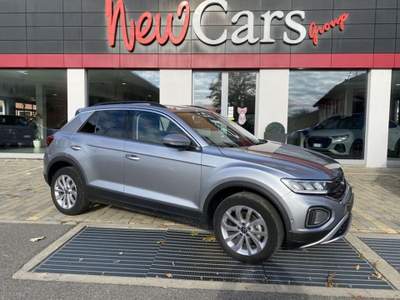 Volkswagen T-Roc 1.0 TSI Life LED-APP CONN-ACC-17" Argento usata Alba