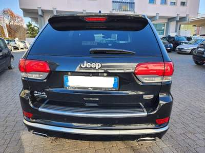 Jeep Grand Cherokee 3.0 V6 CRD 250 CV Multijet II Summit Verde usata Mondovì