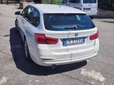 BMW Serie 3 316d d Touring Sport Bianco usata Bareggio