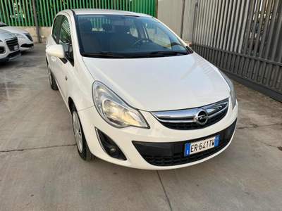 Opel Corsa 1.2 85CV 5 porte GPL-TECH Ecotec Bianco usata Giugliano in Campania
