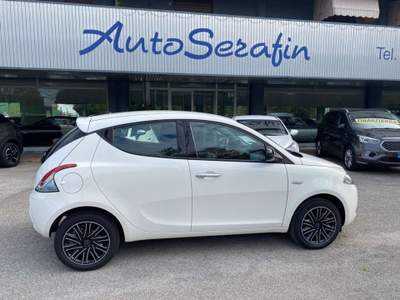 Lancia Ypsilon Ypsilon 1.0 firefly hybrid Gold  OK PER NEOPATEN. Bianco usata Oderzo