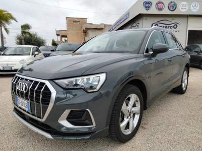Audi Q3 35 TDI quattro S tronic Business Grigio usata Petrosino