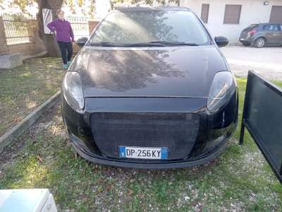 Fiat Grande Punto 2 proprietari, versione sport Nero usata Cepagatti
