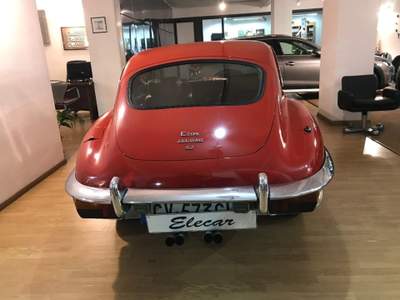 Jaguar E-Type JAGUR E TYPE 4.2 Rosso usata Roma