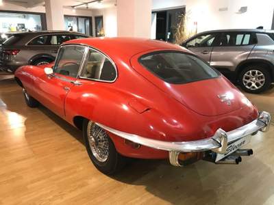 Jaguar E-Type JAGUR E TYPE 4.2 Rosso usata Roma