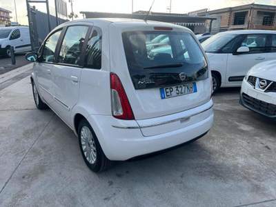 Lancia Musa 1.4 8V Ecochic (GPL) Diva Bianco usata Giugliano in Campania