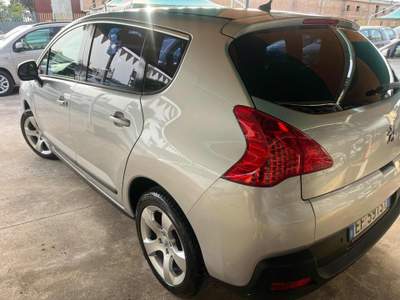 Peugeot 3008 2.0 HDi 150CV Business Grigio usata Giugliano in Campania