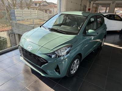 Hyundai i10 1.0 MPI Connectline 63CV / Retrocamera - Km Zero Verde usata LENTATE SUL SEVESO