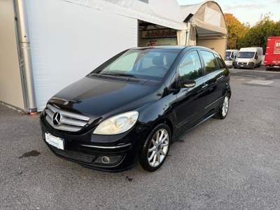 Mercedes-Benz Classe B Mercedes B 180 Cdi 109cv Nero usata Pompei