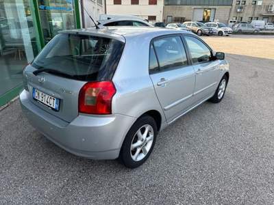 Toyota Corolla 1.6 16V 5 porte Argento usata Pederobba