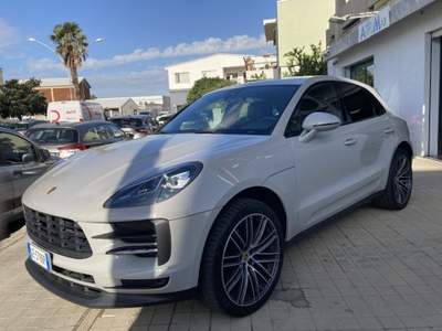 Porsche Macan 2.0 Bianco usata Oristano