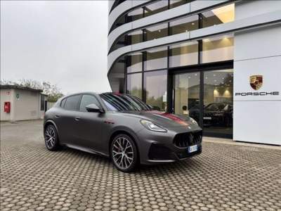 Maserati Grecale 3.0 V6 Trofeo 530cv auto Grigio usata Cava Manara
