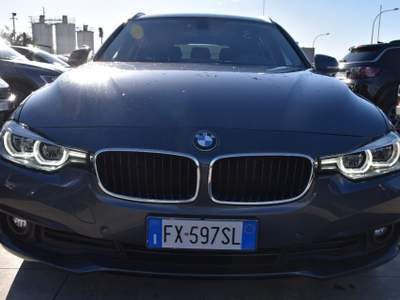 BMW Serie 3 318d d Touring Business Advantage aut. Grigio usata San Vito dei Normanni