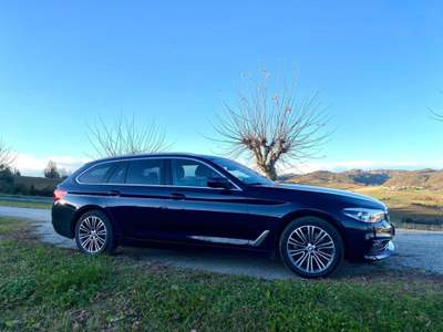 BMW Serie 5 520d d 48V Touring Sport Blu/Azzurro usata Moncalvo
