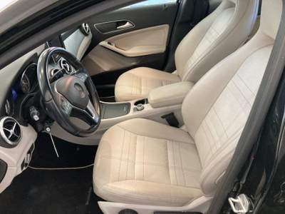 Mercedes-Benz GLA d Automatic Business Nero usata Alessandria