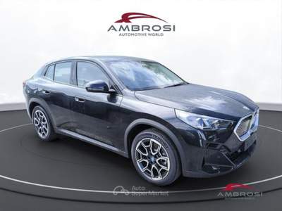BMW iX2 xDrive30 Premium Package Nero usata Corciano