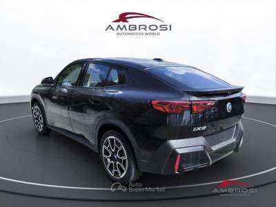 BMW iX2 xDrive30 Premium Package Nero usata Corciano