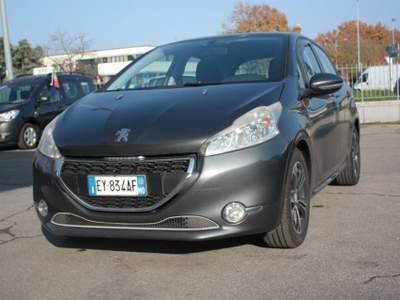 Peugeot 208 1.4 VTi 95 CV 5p. GPL Active Grigio usata Castelnuovo Rangone