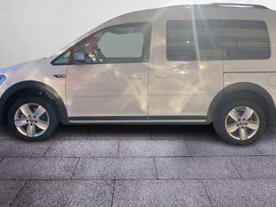 Volkswagen Caddy 1.0 TSI 102 CV Alltrack Bianco usata Castelnuovo Rangone
