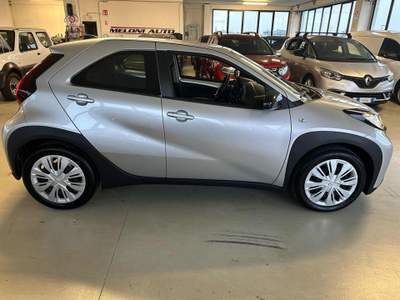 Toyota Aygo 1.0 VVT-i 72 CV 5 porte Active Argento usata Novellara
