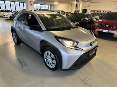 Toyota Aygo 1.0 VVT-i 72 CV 5 porte Active Argento usata Novellara