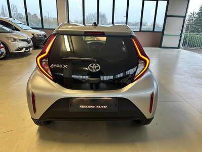 Toyota Aygo 1.0 VVT-i 72 CV 5 porte Active Argento usata Novellara