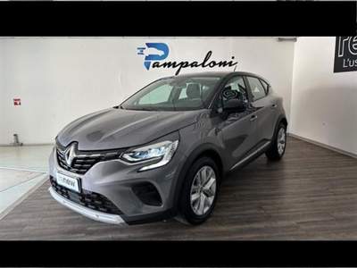 Renault Captur 1.5 Blue dCi 95cv Zen Grigio usata Siena