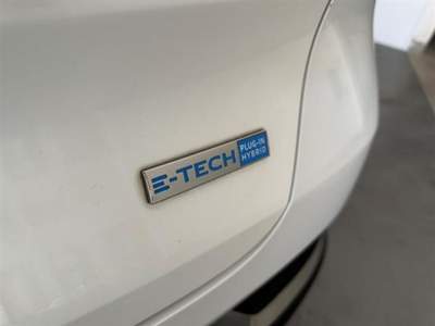 Renault Captur 1.6 E TECH Plug in Hybrid 160cv Intens Auto Bianco usata Siena