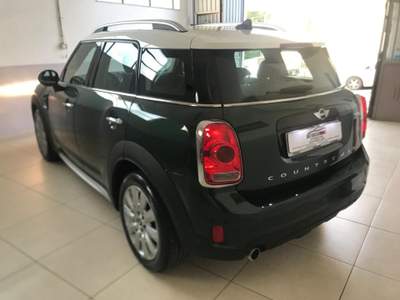 MINI Countryman 2.0 Cooper D Business Countryman Verde usata Nicosia