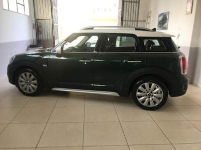 MINI Countryman 2.0 Cooper D Business Countryman Verde usata Nicosia
