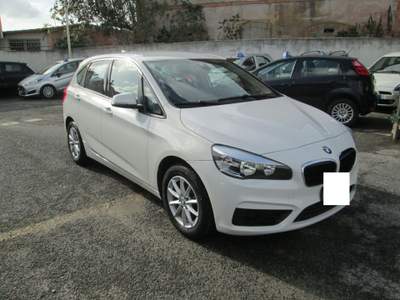 BMW Serie 2 Active Tourer 218d d Active Tourer Luxury Bianco usata Roma