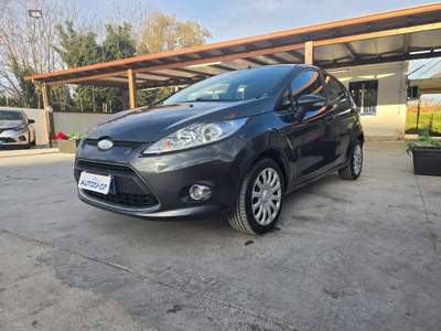 Ford Fiesta + 1.4 TDCi 68CV 5 porte Grigio usata Sassari