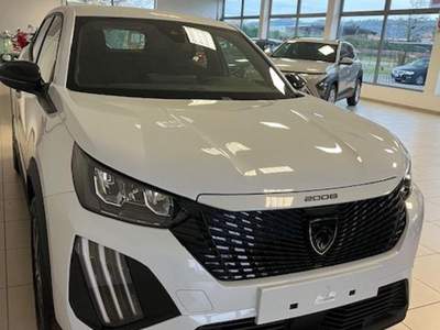 Peugeot 2008 PureTech 100 S&S Allure Bianco usata Cormons