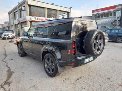 Land Rover Defender 110 3.0D I6 200 CV AWD Auto X-Dynamic SE Nero usata Scarperia e San Piero