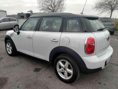 MINI One Mini One D Countryman Bianco usata Gombito