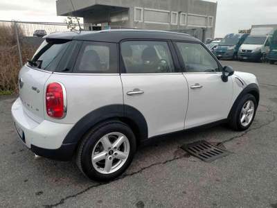 MINI One Mini One D Countryman Bianco usata Gombito