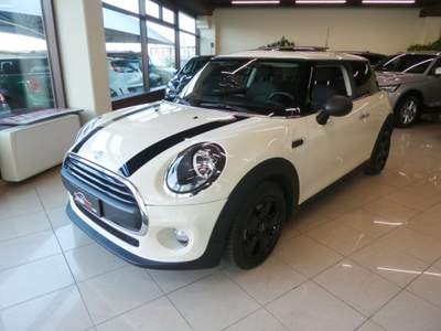 MINI One First 1.5 Boost 75 Cv - Tetto, Schermo, Cruise ecc Bianco usata Boves