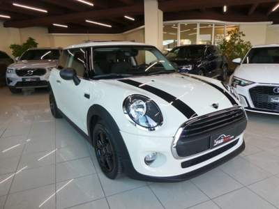MINI One First 1.5 Boost 75 Cv - Tetto, Schermo, Cruise ecc Bianco usata Boves