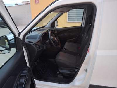 Fiat Doblò 1.6 MJT 105CV 3 posti Bianco usata Manfredonia
