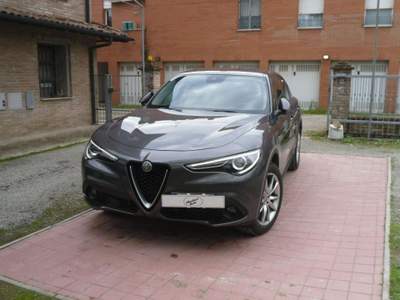 Alfa Romeo Stelvio 2.2 Turbodiesel 210 CV AT8 Q4 Executive Grigio usata Maranello