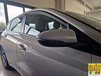 Hyundai i20 1.2 T-GDI 48V DCT Connectline Grigio usata Salerno