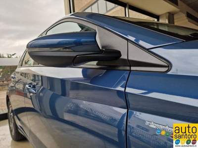 Hyundai i20 1.2 T-GDI 48V DCT Connectline Blu/Azzurro usata Salerno