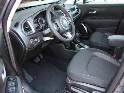 Jeep Renegade 1.5 Turbo T4 MHEV Grigio usata Bernalda