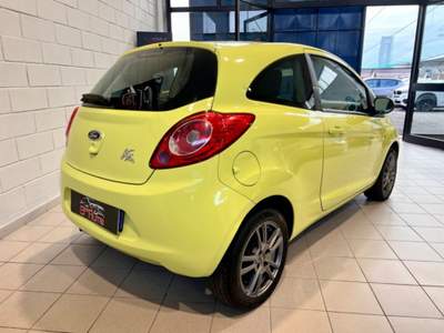 Ford Ka 1.2 8V 69CV Titanium *NEOPATENTATI* Giallo usata Bussero