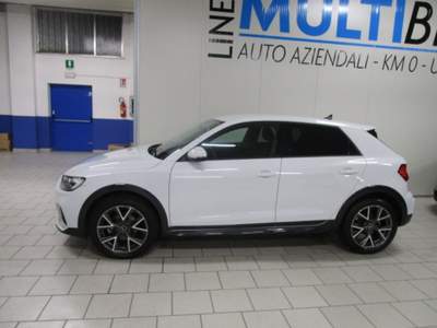 Audi A1 citycarver 35 TFSI S tronic Admired 24M Garanzia Bianco usata Piacenza